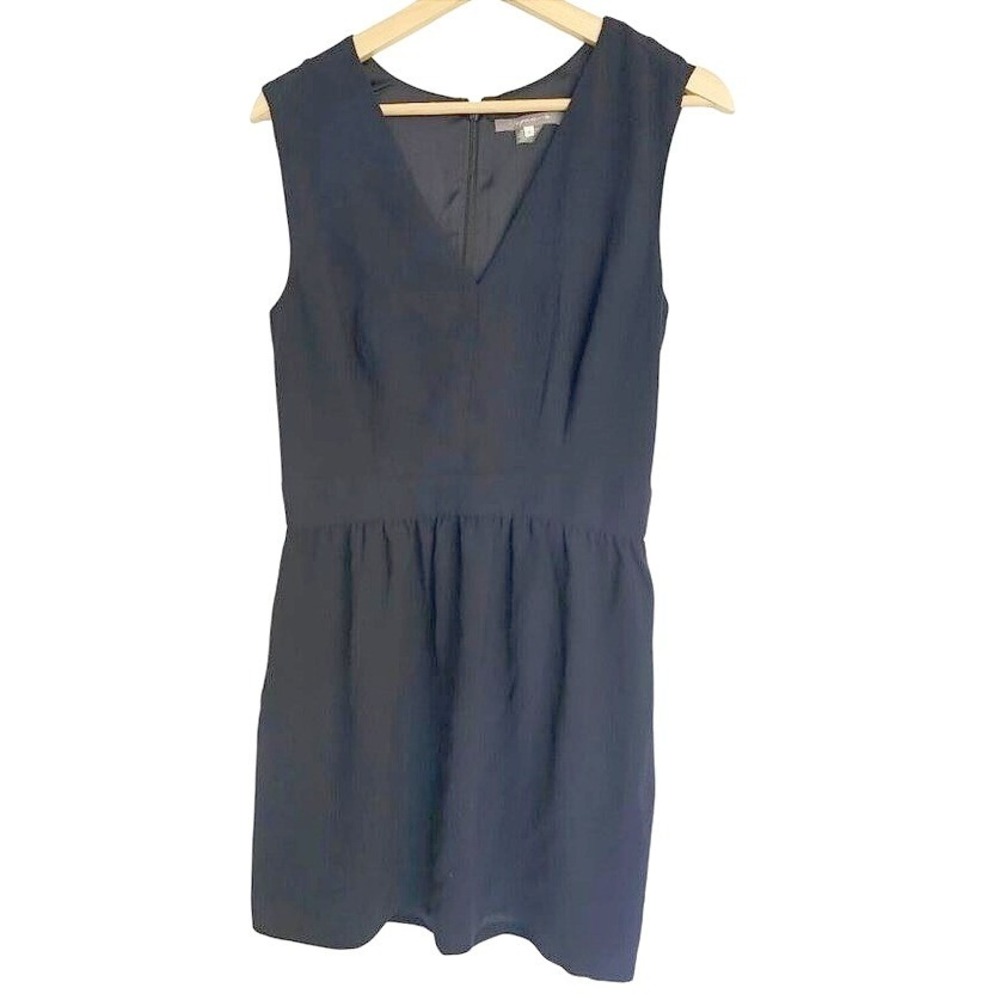 Tegan Dress woman's 8 navy blue‎ sleeveless knee length pleated